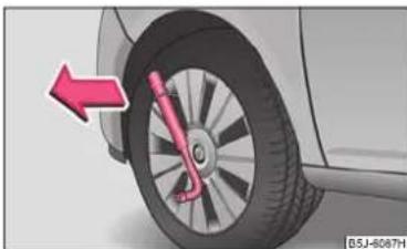 SKODA Fabia (2010) - Enjoliveur pleas* - 1