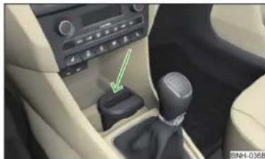 SKODA Rapid (2014) - Support multimedia - 1