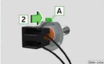 SKODA Rapid (2014) - Changer les ampoules de feu des croisement (phare halogene) - 2