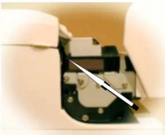 EPSON TMU675P - Installing the Ribbon - 3