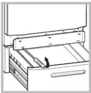 HOTPOINT-ARISTON AQ9D 68 U H - Reinigen van de pomp - 1