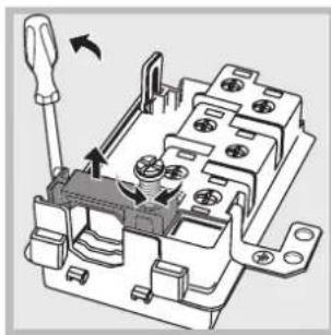 HOTPOINT-ARISTON FQ 83.1 (ICE) HA - Montage du câble d'alimentation - 2