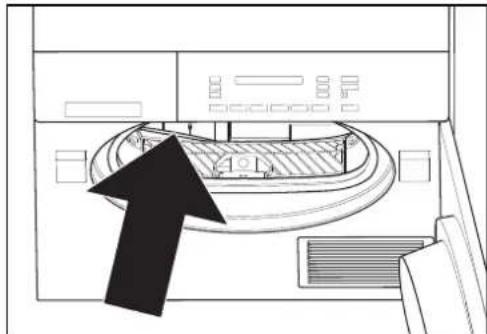 Schulthess Spirit topLine TC 8330 U - Nettoyage du capteur d'humidité - 1