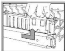 INDESIT DIF 14 A .R - The height of the upper rack should ideally be adjusted WHEN THE RACK IS EMPTY. - 2