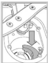 INDESIT DIF 14 A .R - Cleaning the filters - 4