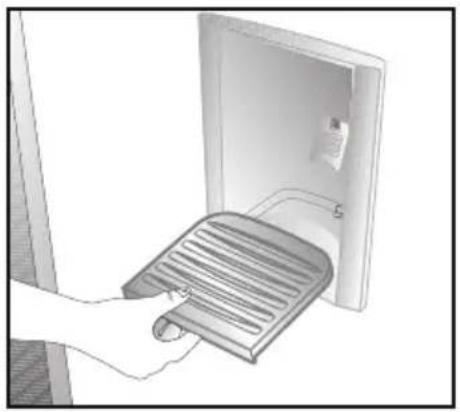 BLOMBERG KWS 9220 X - Limpar o reservatório para água - 2