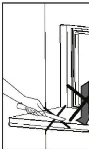 BLOMBERG IWD 1006 XT - Minibar - 7