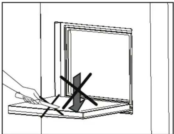 BLOMBERG IWD 1006 XT - Minibaari - 4