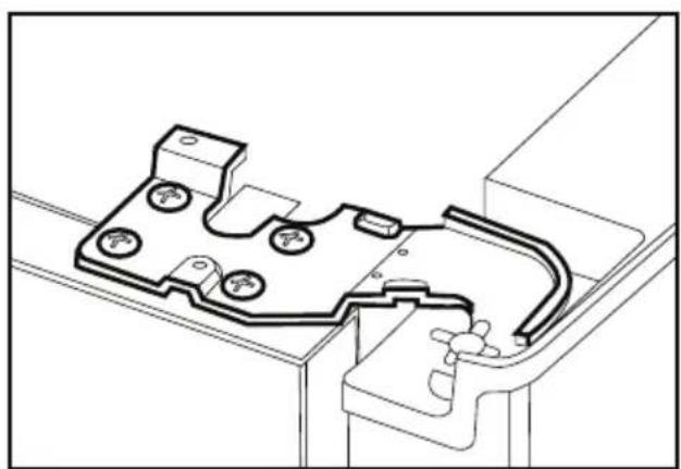 BLOMBERG IWD 1004 XT - Ajustar o espaço entre a porta superior - 4