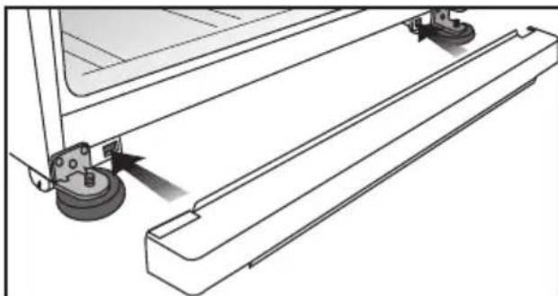 BLOMBERG DNE 9840 A - Installing the lower ventilation cover - 1