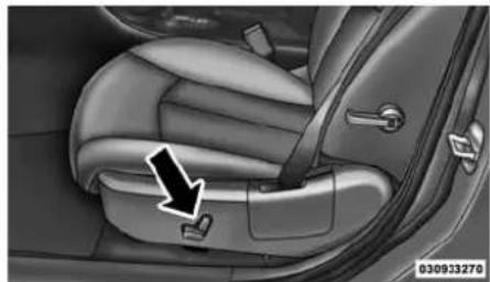 Chrysler 200 Sedan (2014) - Siègesacommandeelectrique-Selonl'équipement - 1