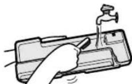 SHARP FUS63E - Wash inside the tray with water to remove impurities. - 1
