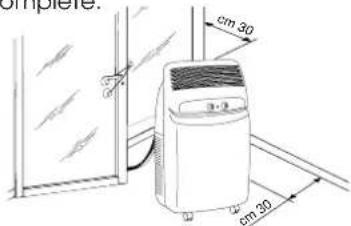 DELONGHI PAC F400 - POSITIONNEMENT DE LA GAINÉ DE RACCORDEMENT - 1
