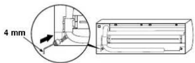 CARRIER 42HQV035 - Fissaggio del tappo di scarico - 1