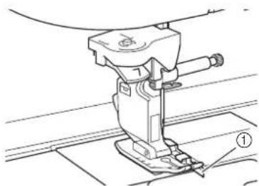 BROTHER Innovis VQ2 - ■Assemblage à l'aide du guide de pied pour quilting (courtepointe) 1/4" (en option avec certains modèles) - 2