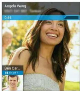 HTC Desire 326G Dual sim - Basculer entre des appels - 1