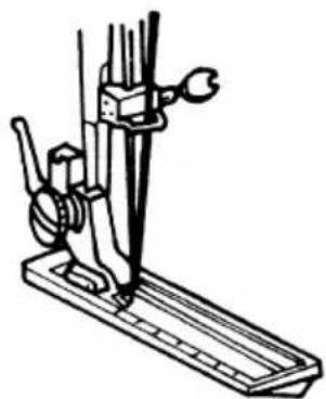 AEG NM230 - COUDRE DES BOUTONNIÈRES - 1