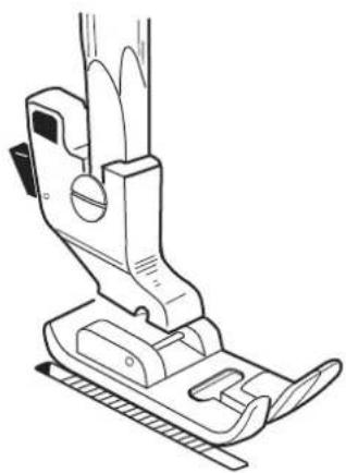 TOYOTA EZ1U1 - Mise en place du pied-de-biche - 1