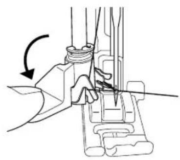 TOYOTA ECO34A SP20 - Retirez la fi che d'alimentation de la prise avant d'utiliser l'enfi le-aiguille. - 8