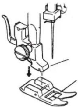 LIFETEC MD 13343 - Entfernen und Einsetzen des Nähfußes - 2