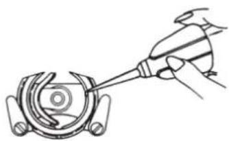 LIFETEC MD 13343 - Reinigen und Ölen des Spulengehäuses - 4