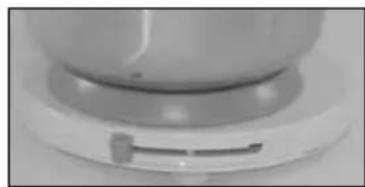 DELTA GTHMB01 - Poser le mixeur sur le socle - 5