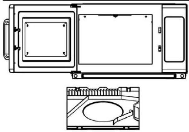 CASO C2100M - Reiniging van de bovenste spatbeschemkap - 2