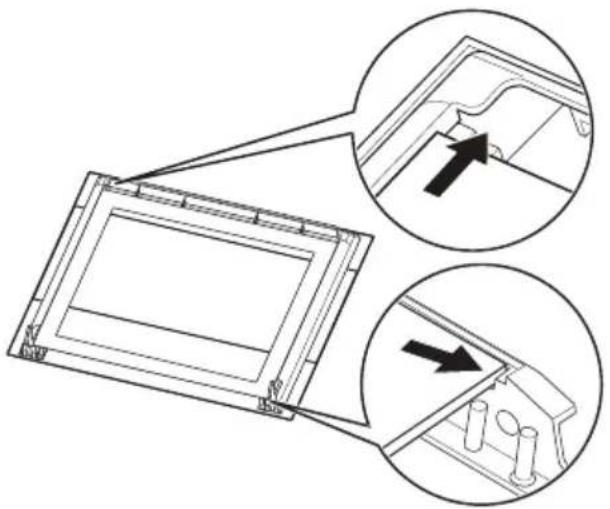 ELECTROLUX EOB 31004 X - Kapinin ve cam panelin takilmasi - 1