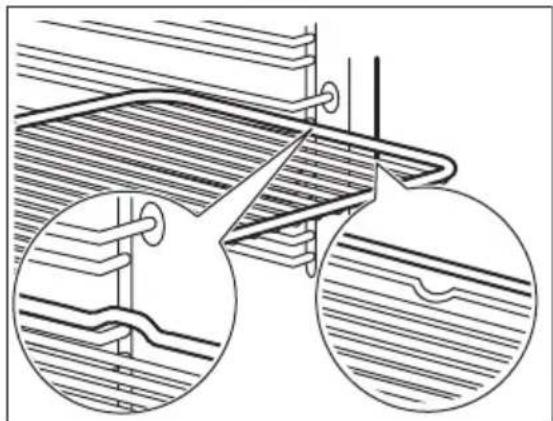 ELECTROLUX EOB3434BAX - De accessoires plaatsen - 1
