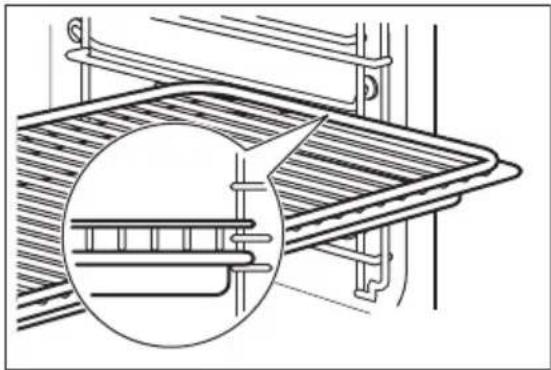 ELECTROLUX EOB3434AAX - De accessoires plaatsen - 3
