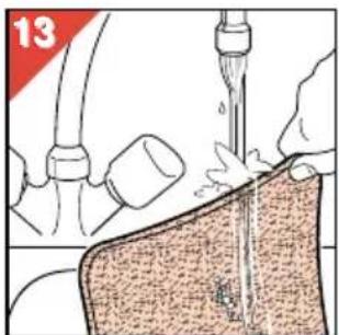 PHILIPS HR4342 - Cleaning the prefilter - 3