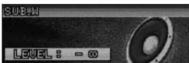 PANASONIC CQC8303U - Ajuste del nivel del altavoz de subgraves - 1