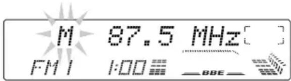JVC KDLX330R - Drucken Sie die Taste oder und halten Sie sie gedrückt, bis „M" (manuell) im Display zu blinken beginnt. - 1