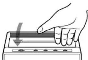 SONY CMTA70 - Schließen Sie mit PUSH OPEN/ CLOSE das Fach. - 2