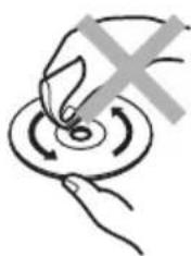 Soundmaster NR850 - Nettoyage des disques - 2