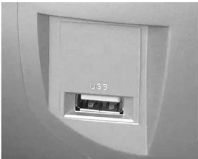 GRUNDIG RCD 1445 USB - MP3 Player oder USB-Memory Stick anschlieBen - 1