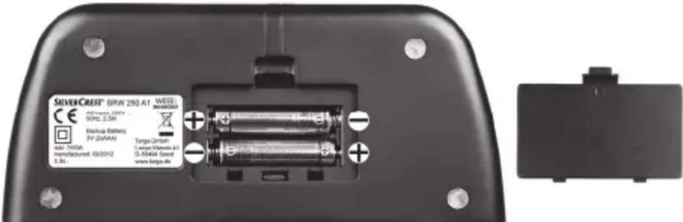 SILVERCREST SRW 250 A1 - Inserting the Backup Batteries - 1
