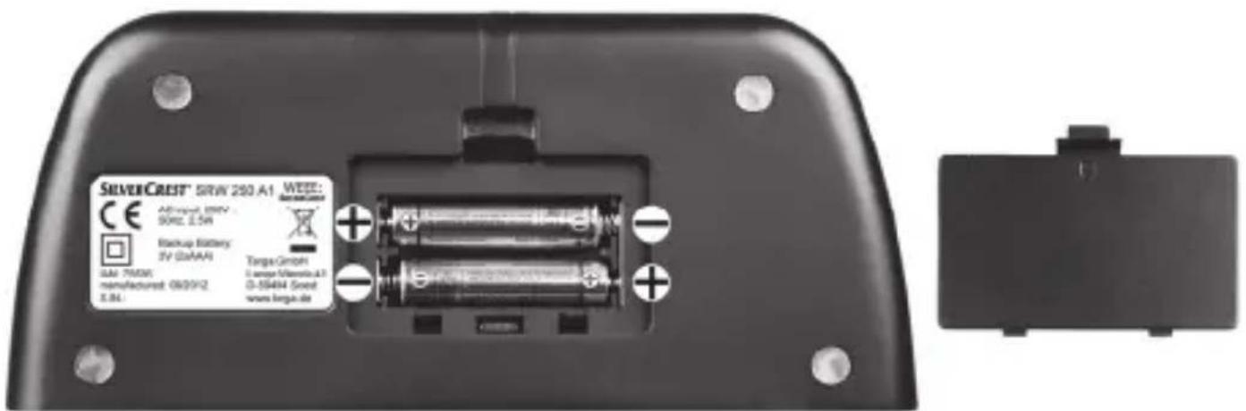 SILVERCREST SRW 250 A1 - Inserimento delle batterie di riserva - 1
