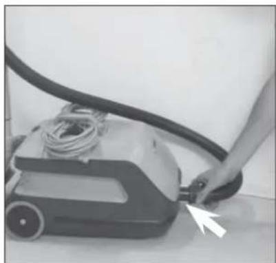 NILFISK Family VP600 - Hose connection - 2