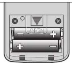 TRUMA Saphir Vario - Udskiftning af batterier i fjernbetjeningen - 1