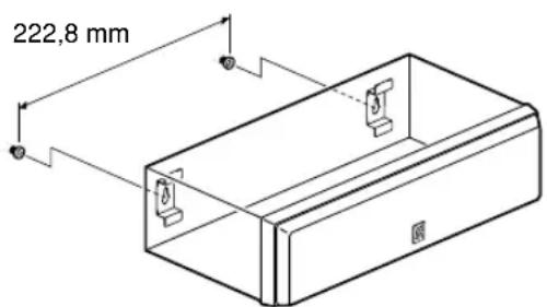 YAMAHA NSP436 - ■ Instalación en la pared de los altavoces principal/trasero/central (y altavoz central trasero para NS-P436). - 3