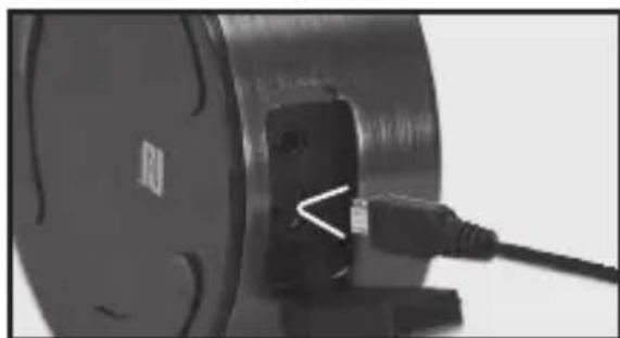 PEAQ PPA30BT - Batterie aufladen - 1