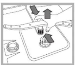 INDESIT DFP 273 NX - Reinigen van de sproeiarmen - 2