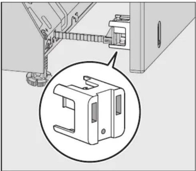 MIELE GDU 60651 - Adaptateur pour plinthe (uniquement pour la Suisse) : - 1