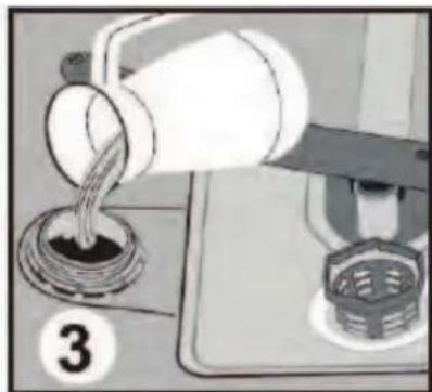 BORETTI BVW652 - Chargement du sel dans le réservoir de I.adoucisseur d'eau - 3
