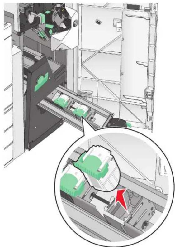 LEXMARK C950 - Remplacement de la cartouche d'agrafes dans l'unité d'agrafage de livrets - 5