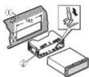 PIONEER DEH3400UB - 2Zet demontagebehuizingvastdormet   eenschroeovendraierdemetalenlipjesop   hunplaatstebuign (90^) - 1