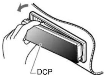 CLARION BD169R - Retrait du CLAVIER DE COMMANDE AMOVIBLE (DCP) - 2