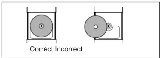 JVC CAUXS10 - Placez un disque correctement avec l'étiquette dirigée vers le haut. - 1