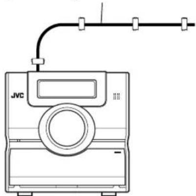 JVC CAEXD1 - Anschlieben der UKW-Antenne (mitgeliefert) - 2